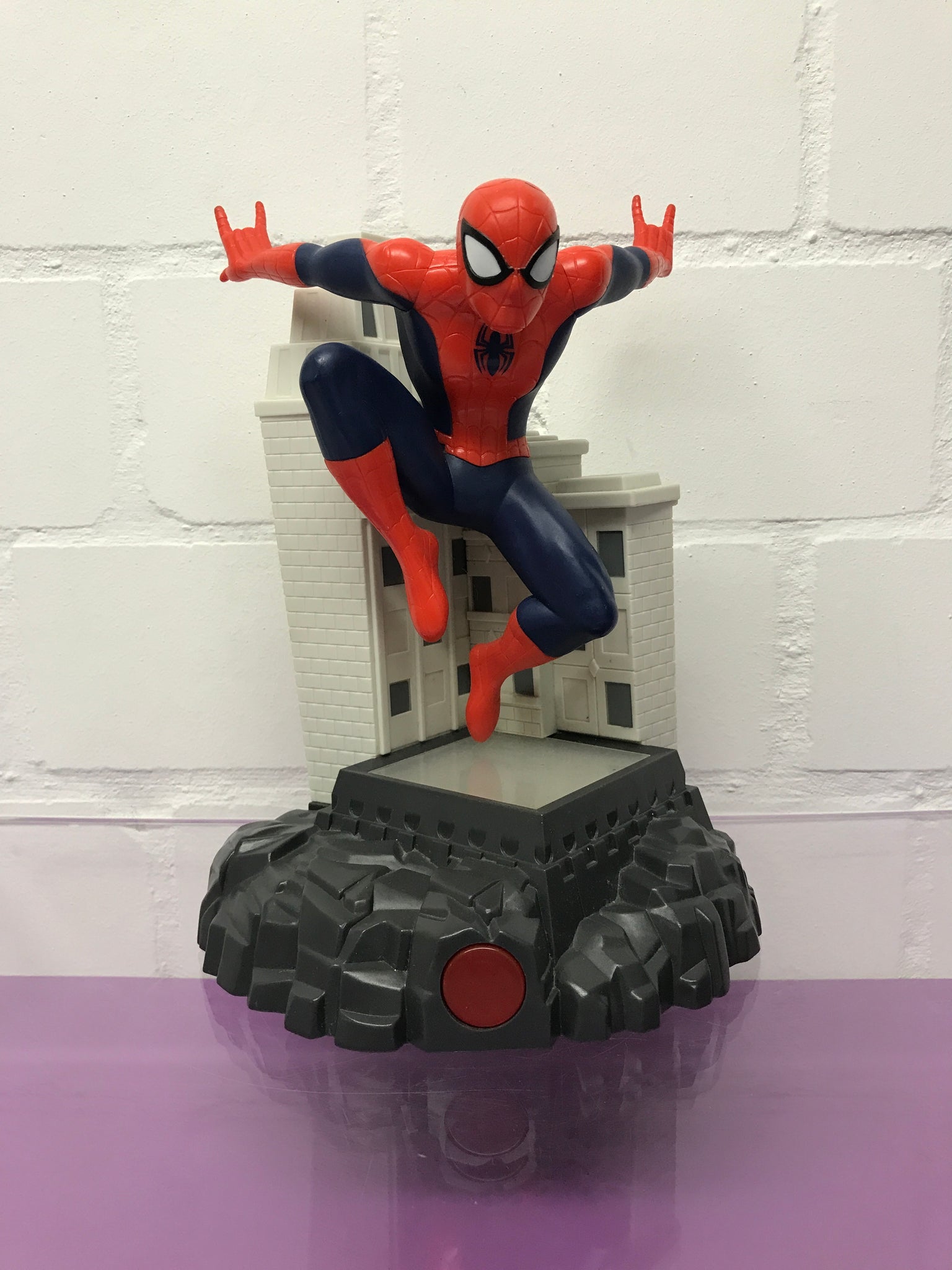 Spiderman Statur von Marvel mit Licht Ton