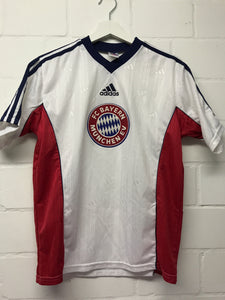 FC Bayern München Adidas Shirt Vintage Logo Emblem