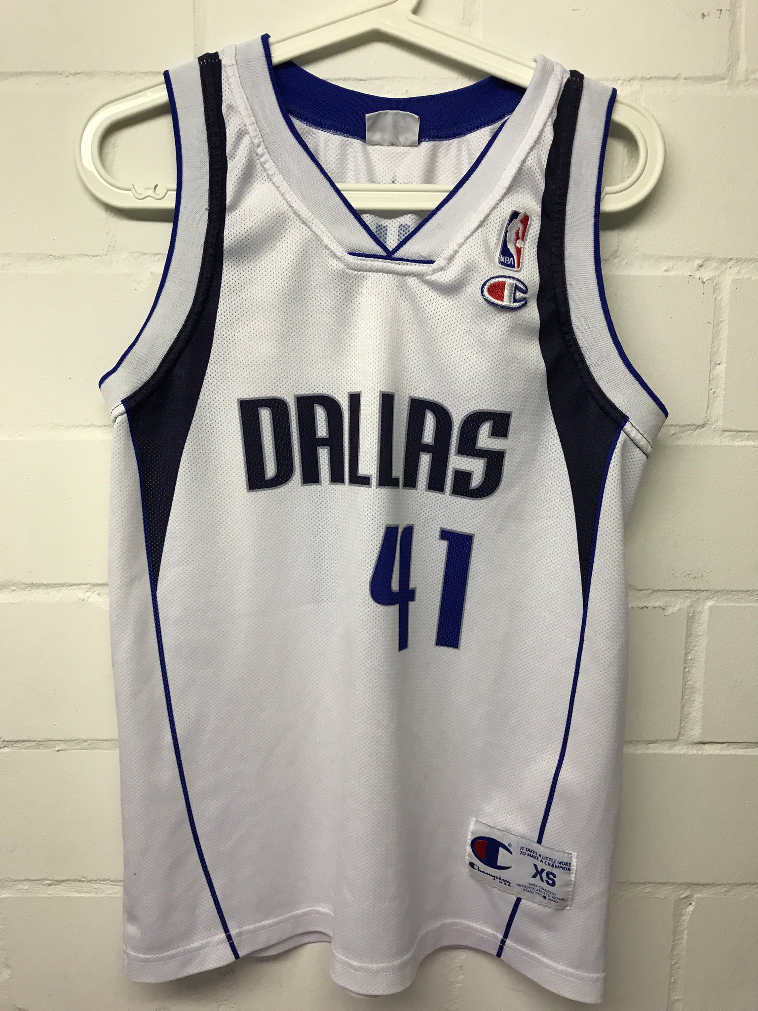 Trikot Shirt Dallas 41 Nowitzki XS